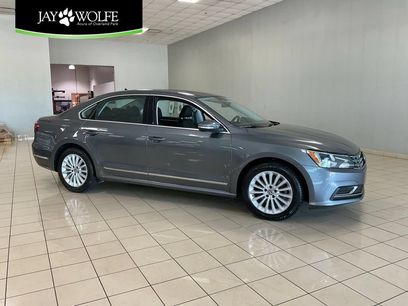 Used 2017 Volkswagen Passat 1.8T SE