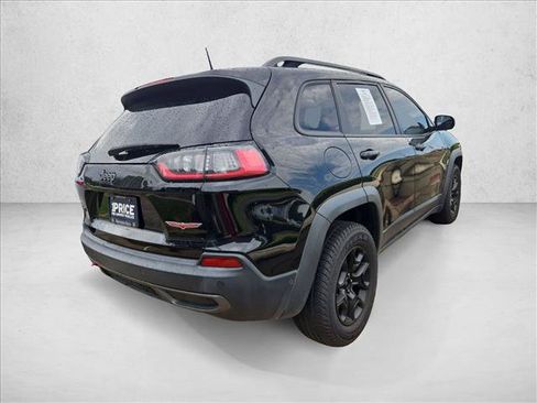 Used 2019 Jeep Cherokee Trailhawk AWD/4WD image 4