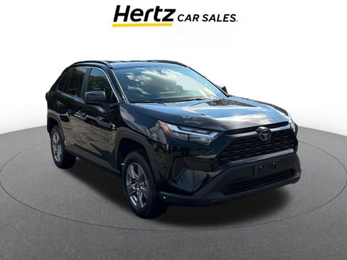 Used 2025 Toyota RAV4 LE image 1