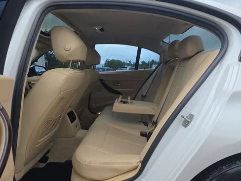 Used 2015 BMW 328i Sedan RWD image 37