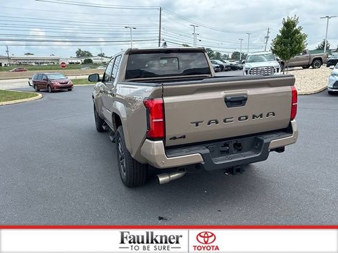 Certified 2026 Toyota Tacoma TRD Sport w/ TRD Sport Premium Package AWD/4WD image 13
