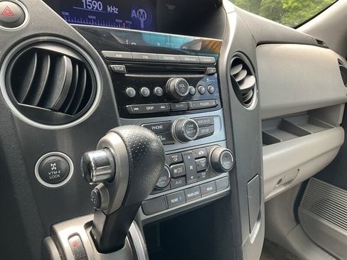 Used 2015 Honda Pilot LX image 19