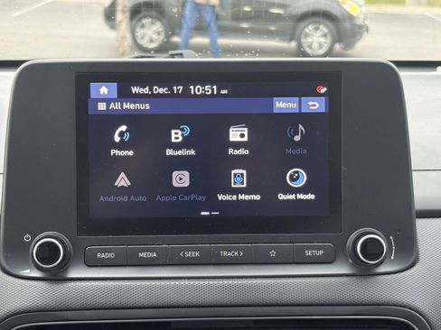 Used 2022 Hyundai Kona SEL w/ Convenience Package image 16