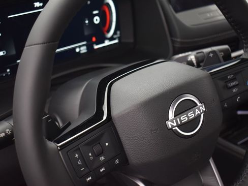 New 2026 Nissan Rogue Platinum w/ Platinum Premium Package image 13