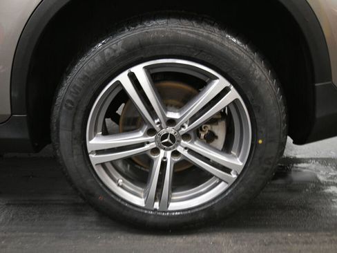 Used 2021 Mercedes-Benz GLC 300 4MATIC image 35