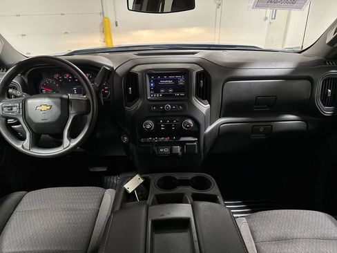 Used 2023 Chevrolet Silverado 1500 Custom AWD/4WD image 10