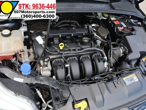 Used 2012 Ford Focus SE FWD image 25