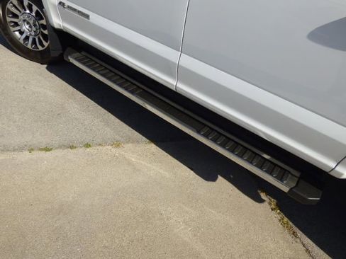 Used 2021 Ford F250 Lariat w/ Lariat Value Package image 18