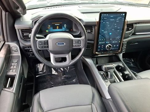 Used 2023 Ford F150 Lightning Lariat image 14