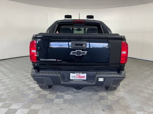 Used 2020 Chevrolet Colorado ZR2 w/ ZR2 Midnight Special Edition AWD/4WD image 15