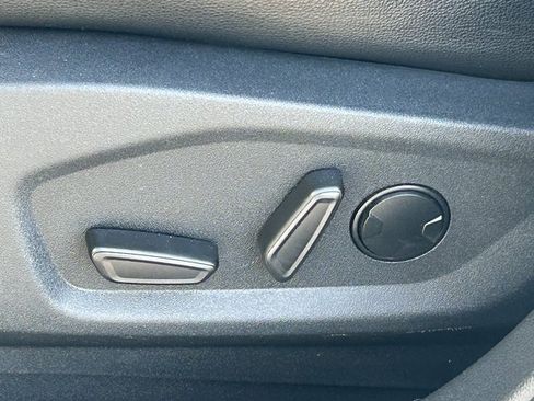 Used 2024 Ford Edge Titanium image 26