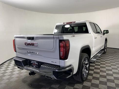 Used 2025 GMC Sierra 1500 SLT w/ SLT Premium Package image 3