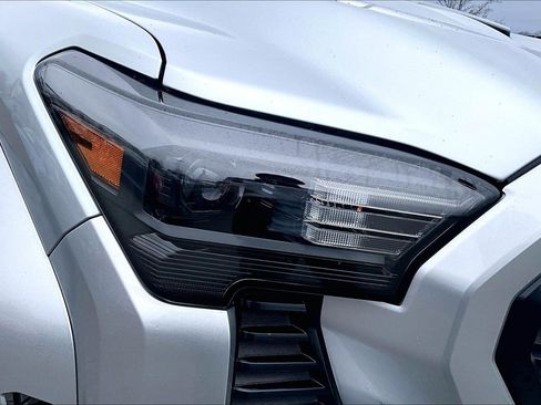 Used 2024 Toyota Tacoma TRD Sport image 26