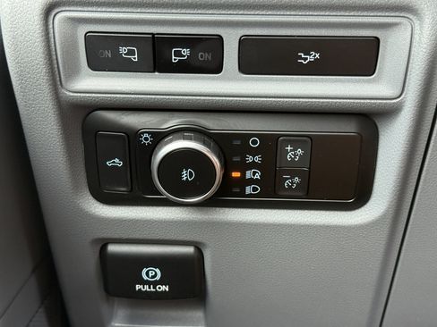 Used 2022 Ford F150 XLT w/ Equipment Group 302A High AWD/4WD image 21
