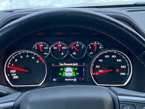 Used 2021 Chevrolet Tahoe RST w/ Luxury Package image 16