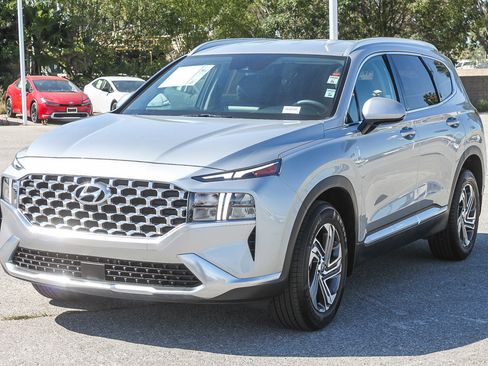 Used 2022 Hyundai Santa Fe SEL image 3