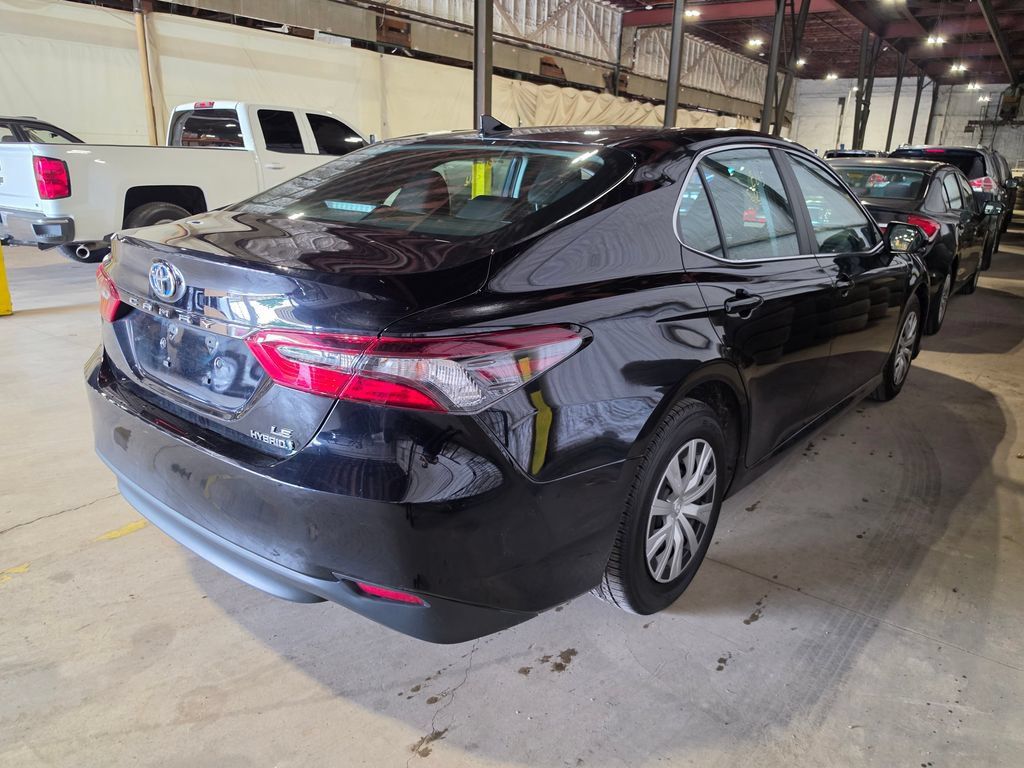 Used 2022 Toyota Camry LE FWD image 2
