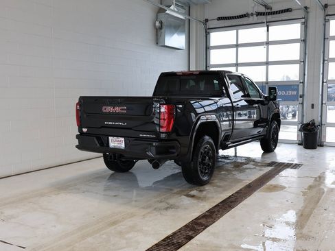 New 2026 GMC Sierra 3500 Denali w/ Denali Reserve Package image 3