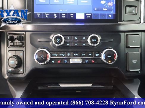 Used 2023 Ford F250 Lariat w/ Chrome Package image 22