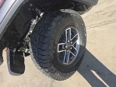 New 2026 Jeep Gladiator Mojave AWD/4WD image 32