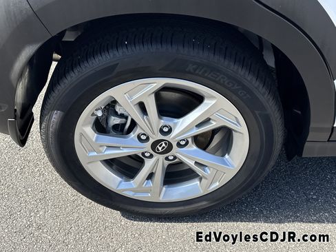 Used 2023 Hyundai Kona SEL w/ Convenience Package image 22