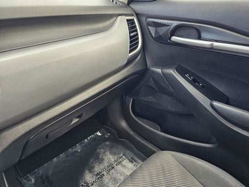 Used 2023 Kia Seltos LX image 24