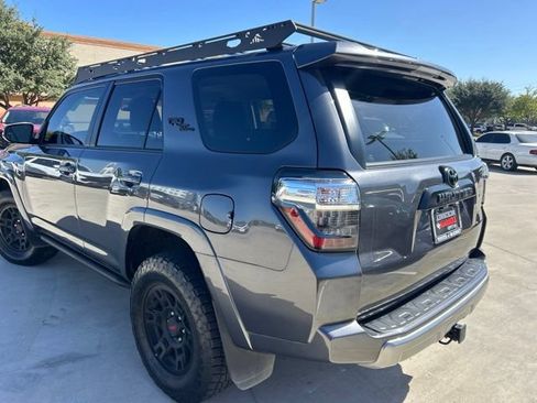 Used 2023 Toyota 4Runner TRD Off-Road Premium AWD/4WD image 4