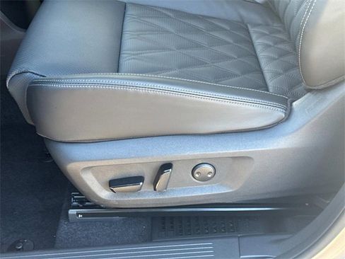 New 2026 Nissan Rogue Platinum w/ Platinum Premium Package image 23