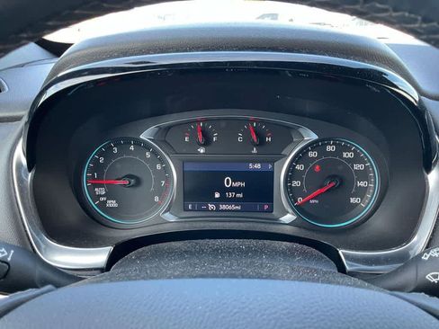 Used 2023 Chevrolet Traverse LT w/ Midnight/Sport Edition AWD/4WD image 14