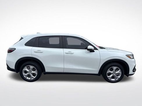 Used 2023 Honda HR-V LX image 6