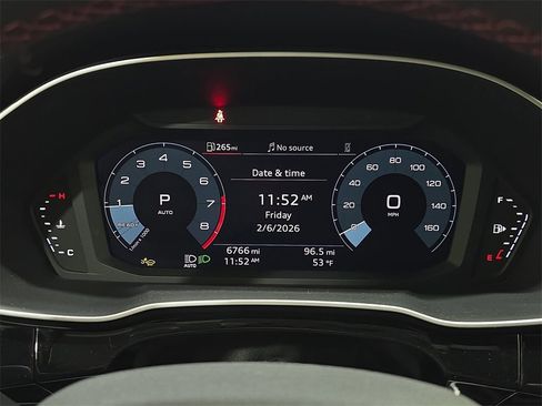 Used 2025 Audi Q3 2.0T Premium Plus w/ Premium Plus Package image 21