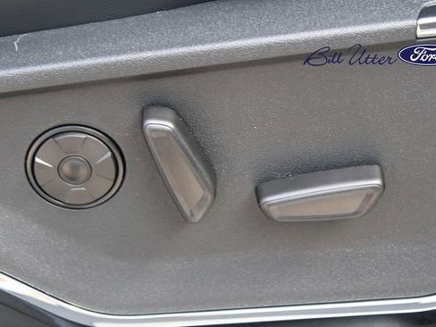 New 2025 Ford F250 Platinum w/ FX4 Off-Road Package image 8