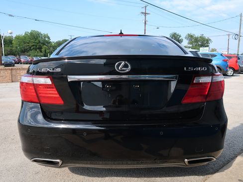 Used 2008 Lexus LS 460 image 10