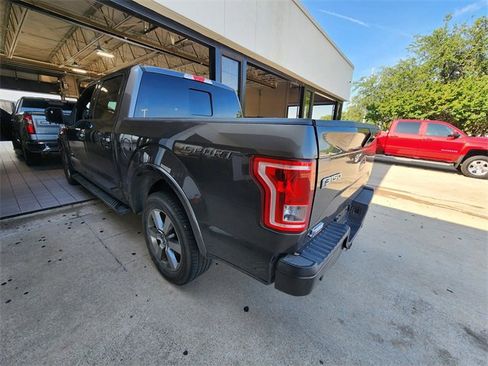 Used 2017 Ford F150 XLT w/ Equipment Group 302A Luxury RWD image 6