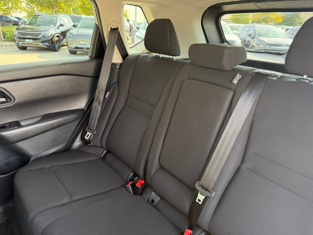 Used 2024 Nissan Rogue S FWD image 28