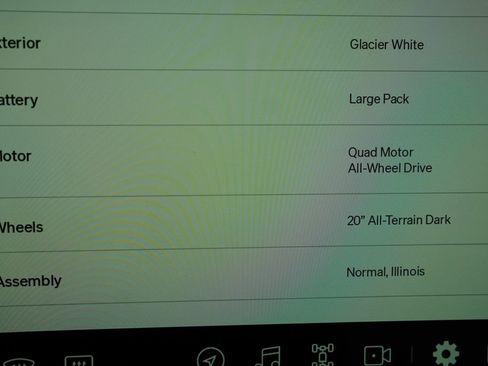 Used 2023 Rivian R1S Adventure image 31