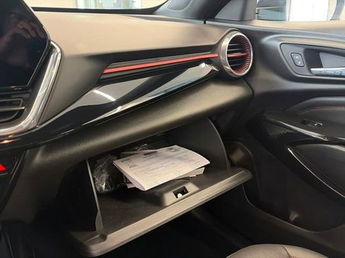 Used 2025 Chevrolet Trax RS w/ Driver Confidence Package image 49