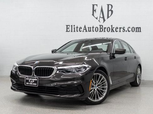 Used 2019 BMW 530i xDrive w/ Premium Package AWD/4WD image 1