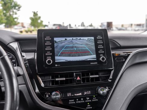 Used 2024 Toyota Camry SE FWD image 29