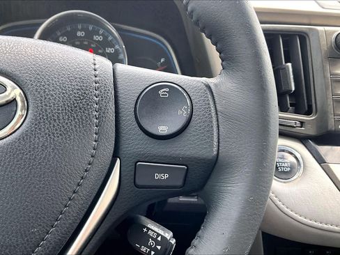 Used 2013 Toyota RAV4 Limited FWD image 25
