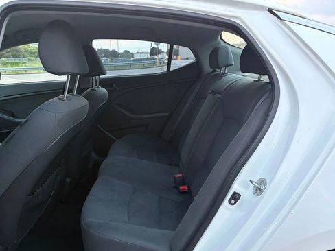 Used 2015 Kia Optima LX image 13