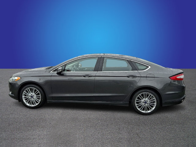 Used 2016 Ford Fusion SE w/ Equipment Group 202A FWD image 7