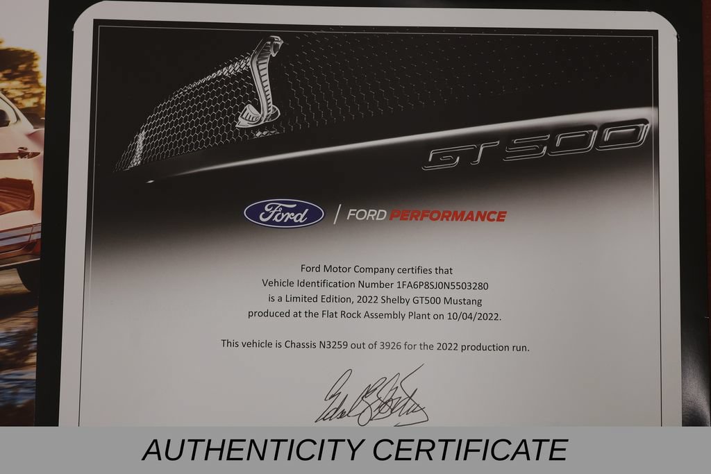 Used 2022 Ford Mustang Shelby GT500 w/ Carbon Fiber Track Pack RWD image 8