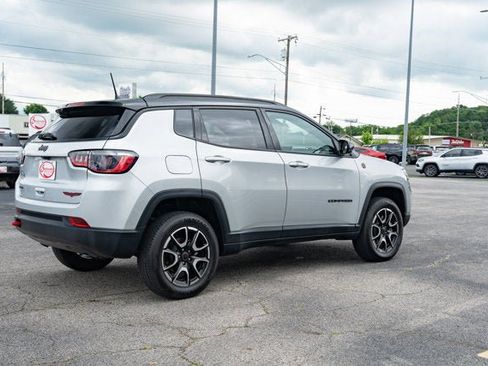 Certified 2025 Jeep Compass Trailhawk AWD/4WD image 5