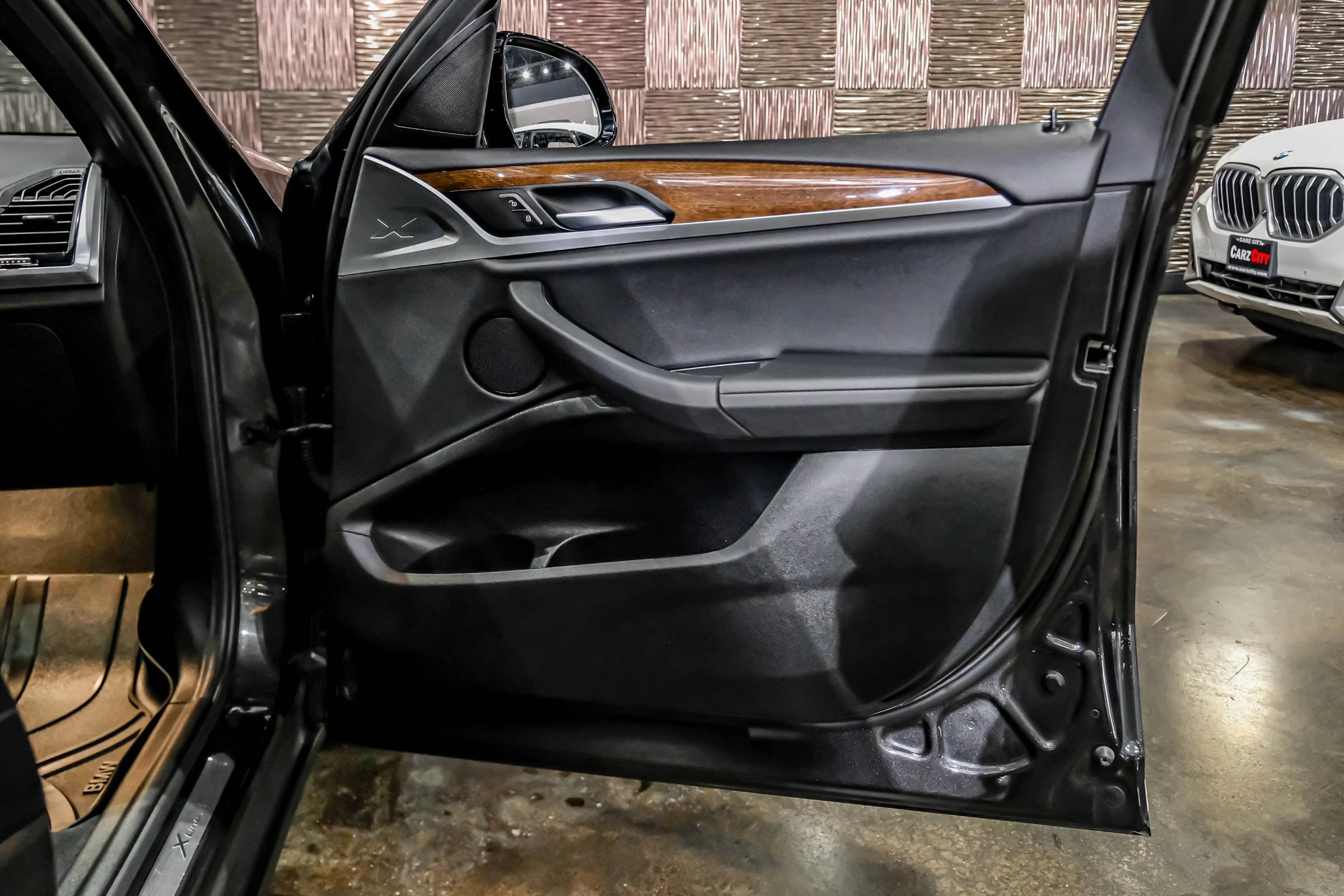 Used 2021 BMW X3 xDrive30i w/ Convenience Package AWD/4WD image 47