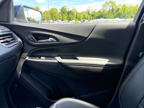 Certified 2022 Chevrolet Equinox Premier AWD/4WD image 42