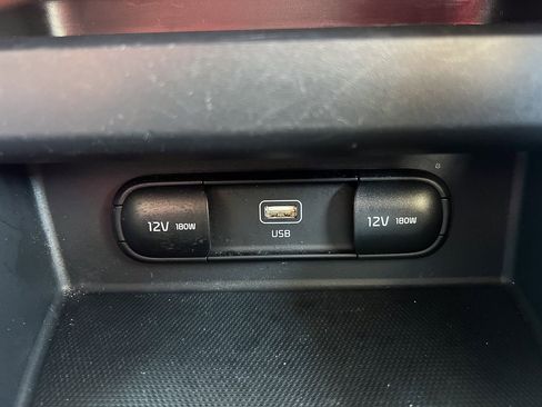 Used 2024 Kia Seltos LX AWD/4WD image 22
