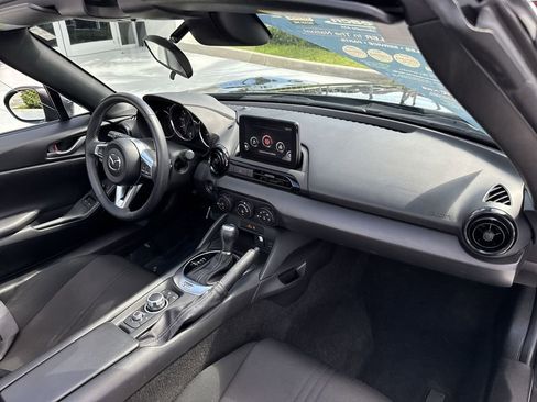 Used 2020 MAZDA MX-5 Miata Sport RWD image 14