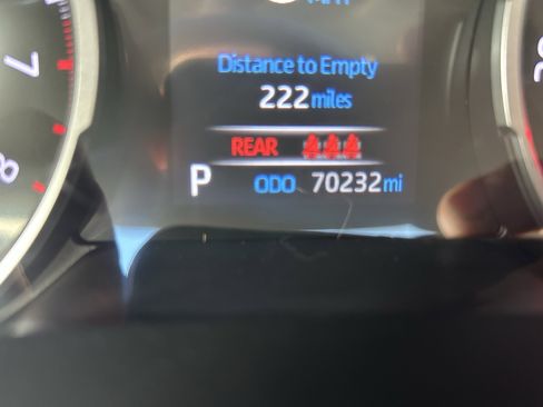 Certified 2021 Toyota RAV4 LE AWD/4WD image 25