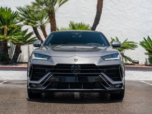 Used 2024 Lamborghini Urus Performante AWD/4WD image 5